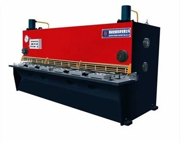 CNC vökvaplötuklipping